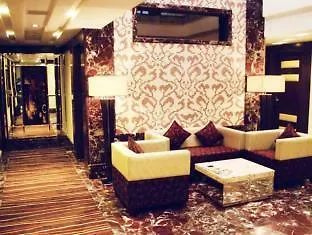 Amara Hotel Chandigarh 3*,